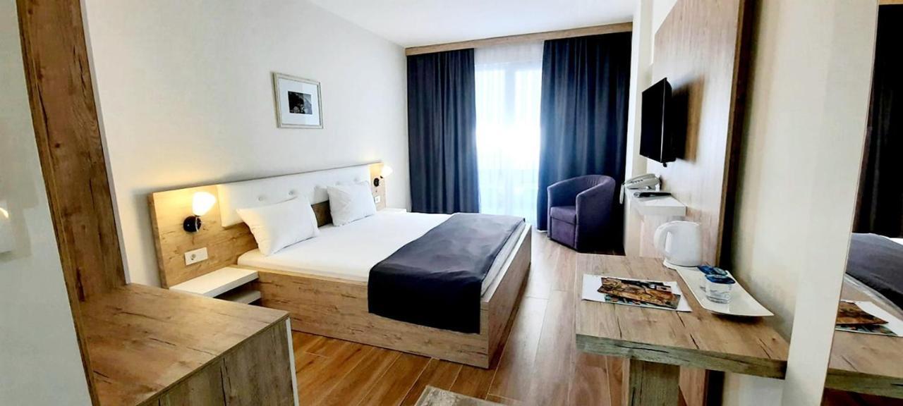 Hotel Doa سكوبجي المظهر الخارجي الصورة